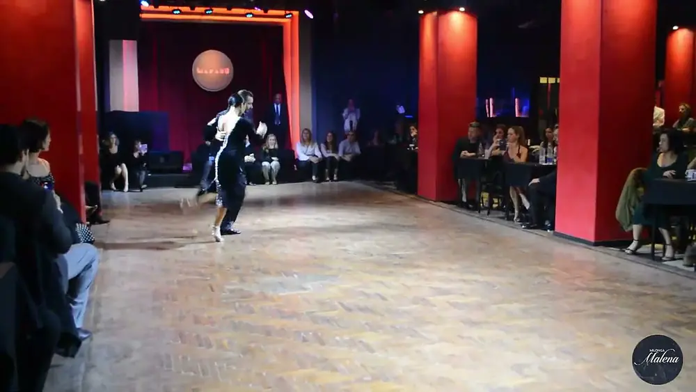 Video thumbnail for Olga Nikola & Dmitriy Kuznetsov en Milonga Malena!!! 2/4