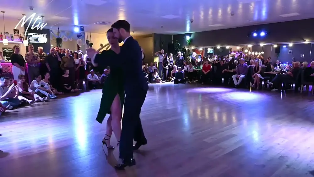 Video thumbnail for „Ella es así“ Milonga. “Marta Kubicz & Manuel Franz" MTW 2024 POEMA milonga Munich