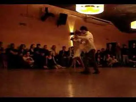 Video thumbnail for Soledad Larretapia y Ricardo Biggeri at Practica X (4)