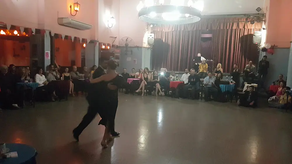 Video thumbnail for MAGDALENA GUTIERREZ y GERMAN BALLEJO en Viva La Pepa! Milonga (3/3)