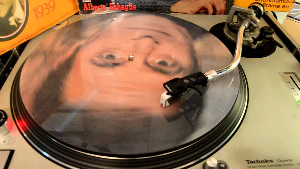 Video thumbnail for D'Arienzo-Echague.Dj Gus.Tangos en Vinilos.By Gustavo Rosas.MOV