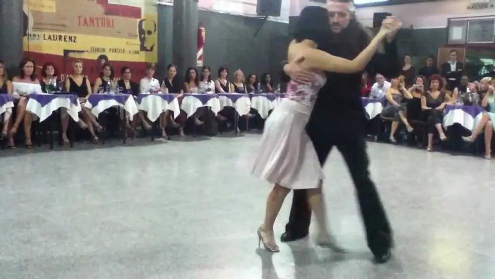 Video thumbnail for Bailaron Yutoncita Ji & Claudio Ruberti