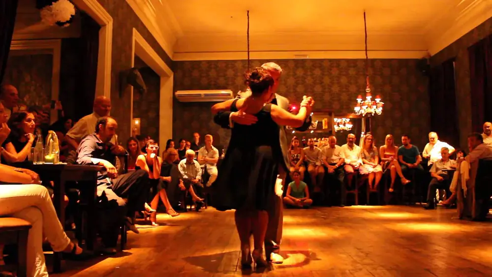 Video thumbnail for Graciela Gonzalez & Alejandro Lazzaro