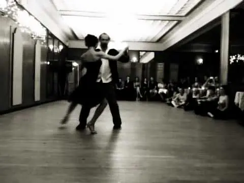 Video thumbnail for Nick Jones & Diana Cruz Perform in NYC 2011, Tango "Fumando Espero"