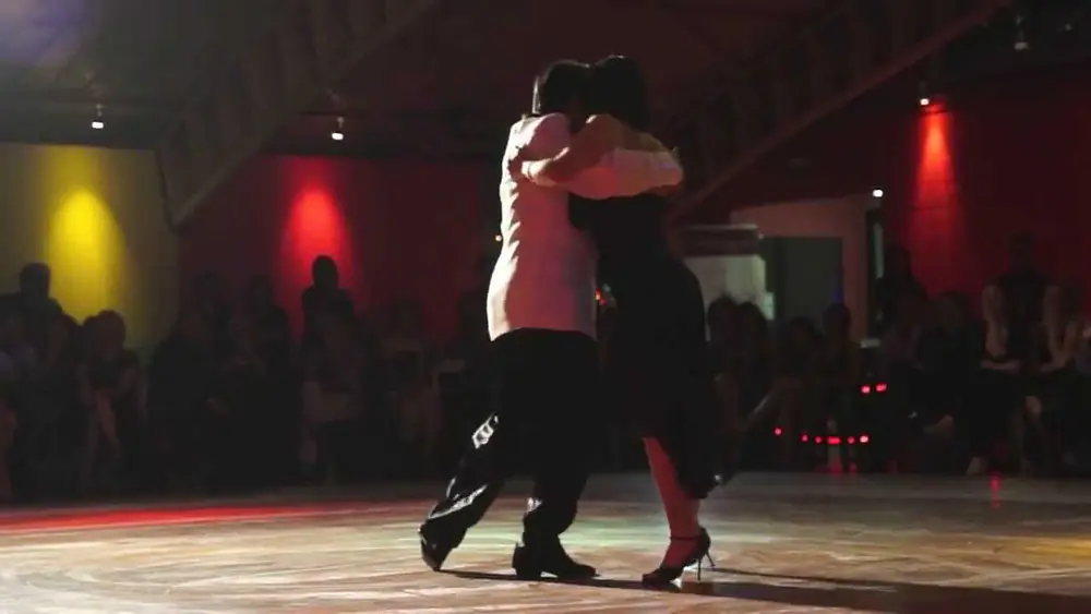 Video thumbnail for Tango Romantico Georgina & Oscar Mandagaran - 1