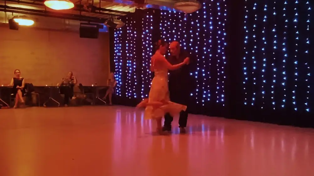 Video thumbnail for Inês Gomes & Cédric Basso / Milonga Brava / 2022.09.01 / 2