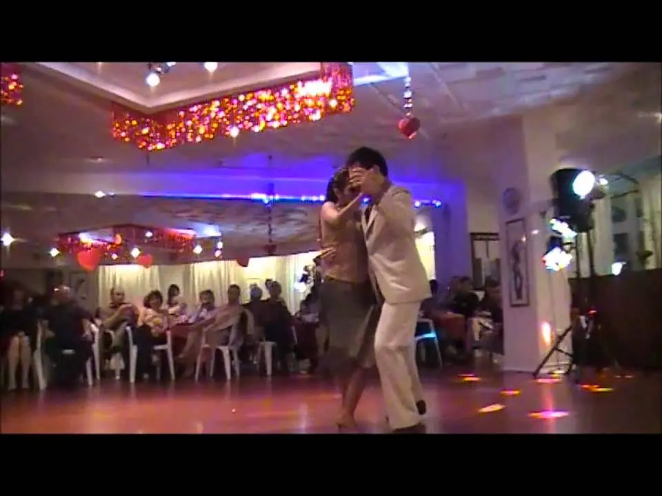Video thumbnail for Carlos Parede & Diana Giraldo in La Baldoza