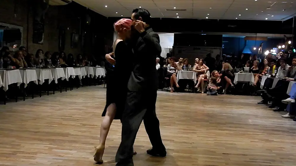 Video thumbnail for Carolina Couto y Emanuel Ledesma