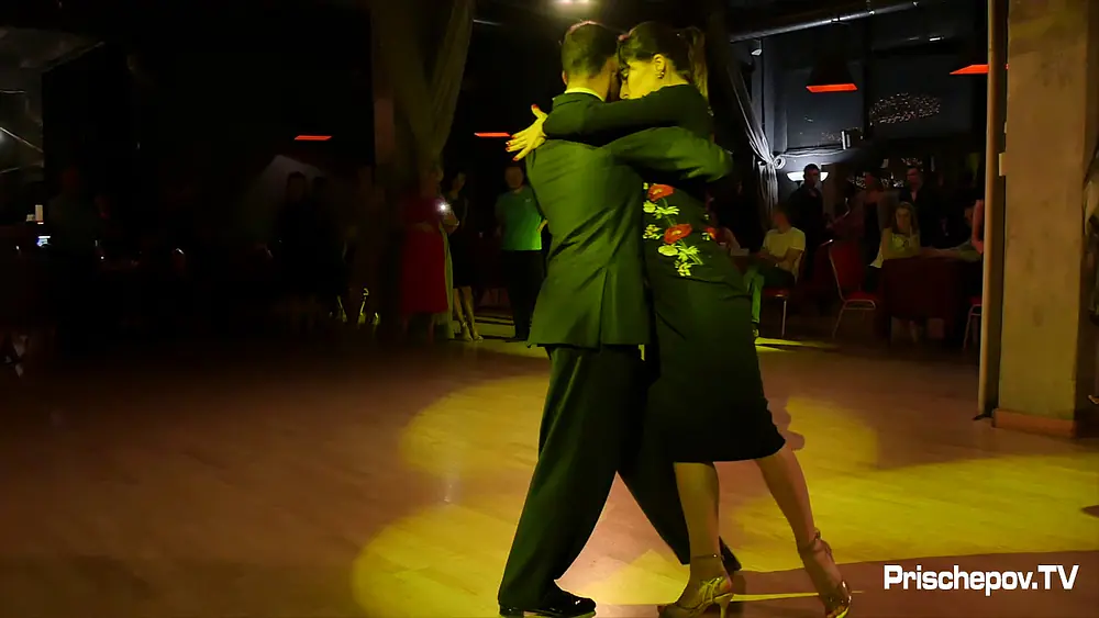 Video thumbnail for Vadim Cheremnykh & Nastya Anisimova,cry me a river ,  2-2, Milonga in Planetango 20.11.2019