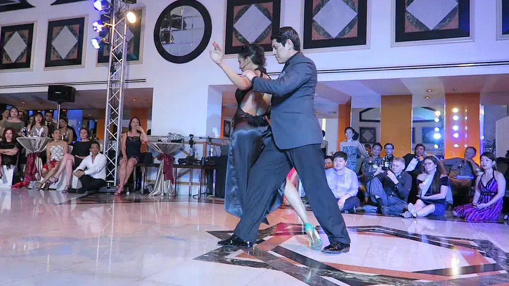 Video thumbnail for Pablo Martinez y Veronica Rue - 2/2 , Bangkok tango festival 2017