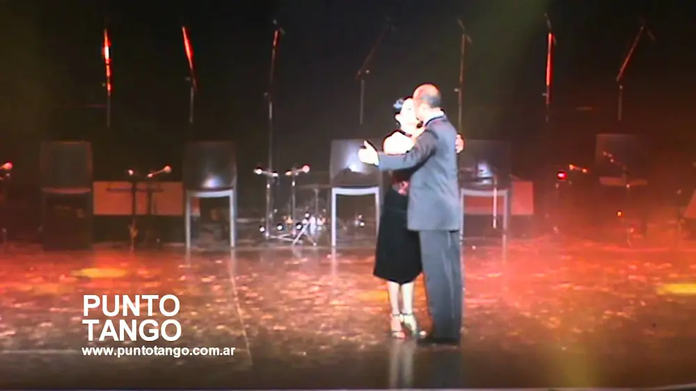 Video thumbnail for Mundial de Tango 2010 - Final Tango Escenario. Diego Benavidez Hernandez y Natasha Arboleda