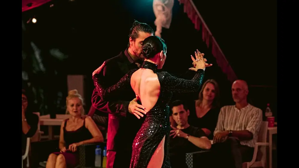 Video thumbnail for Indira Hiayes y Rodrigo Palacios - "Lejos de ti" Rodolfo Biagi   /   IBIZA TANGO LOVE, Sep 2023
