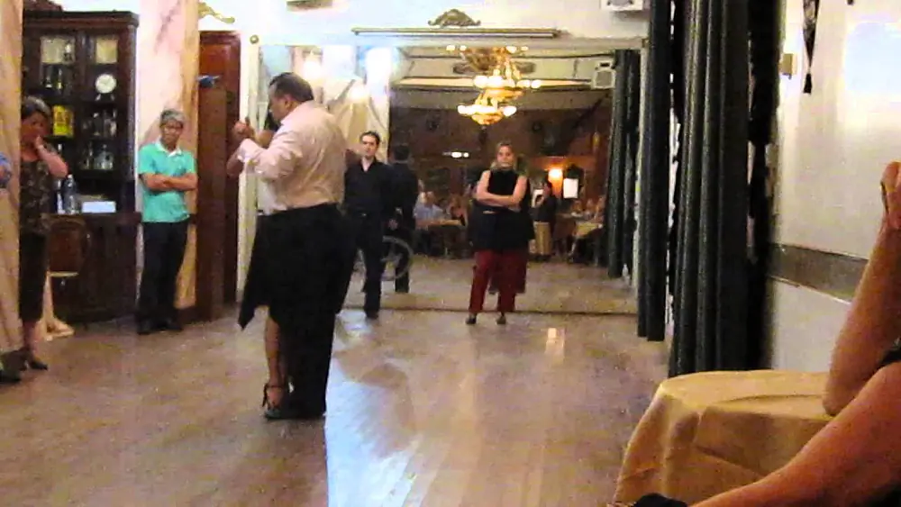 Video thumbnail for Cristal Yoo y Paulo Bidart Mansion Dandi Buenos Aires 2.3.2011