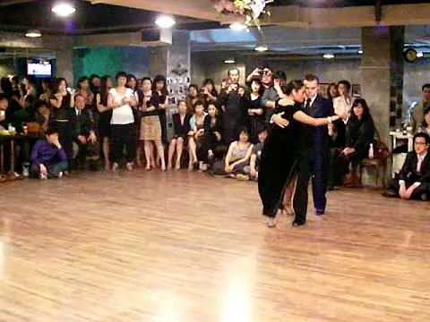 Video thumbnail for Gabriel Misse y Natalia Hills - 01