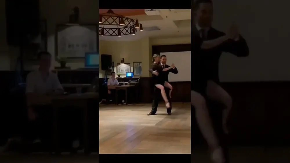 Video thumbnail for Elizaveta Tavrovskaya dancing El Puntazo, D'arienzo 🤍 Follow @tangoexpo