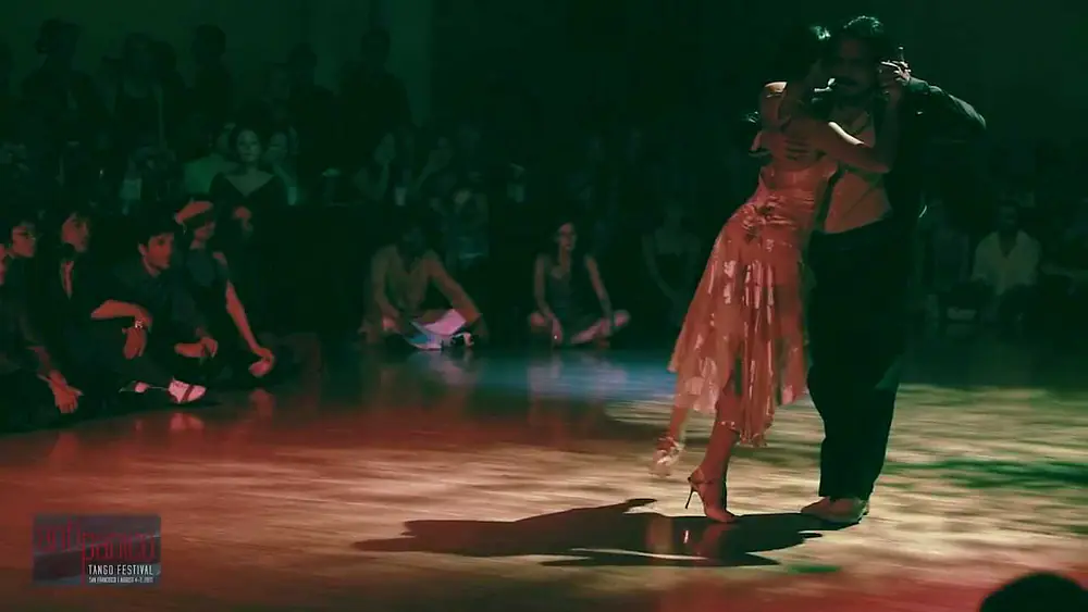 Video thumbnail for Gaston Torelli & Moira Castellano, Antipanico 2011, Mensaje by Troilo