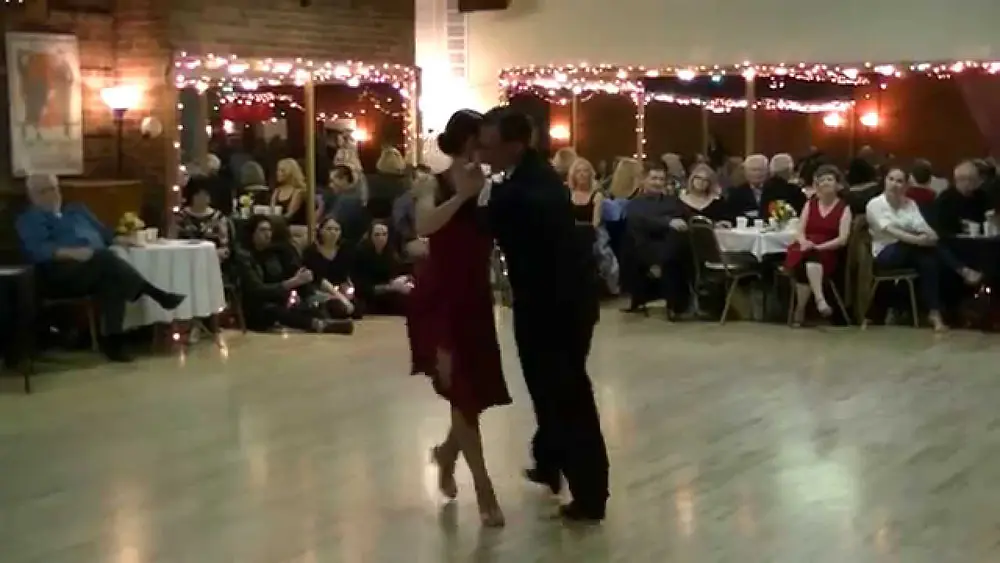 Video thumbnail for Claudia Codega & Esteban Moreno Performance 4/4(Tango)