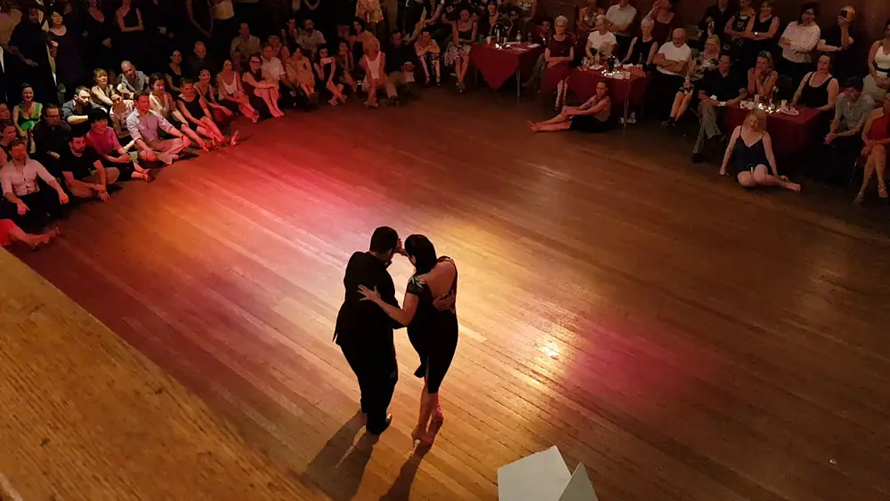Video thumbnail for Maria Ines Bogado & Roberto Zuccarino, Che London Tango Festival 2018 3/3