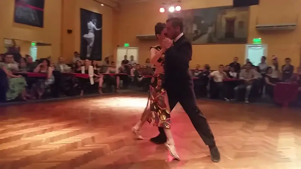 Video thumbnail for Sebastian Fernandez y Yesica Lozano en Soho Tango - quien sera