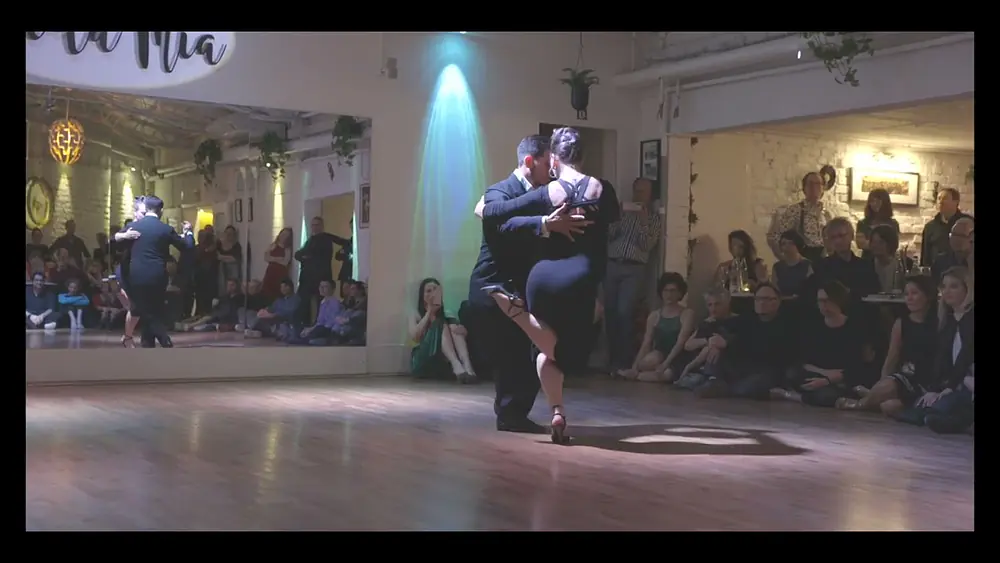 Video thumbnail for Sara Grdan & Ivan Terrazas, VidaMia TangoCamp APR 2022-Cologne, Germany 1/3