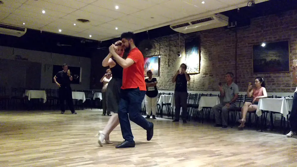 Video thumbnail for Sebastián Jiménez y Joana Gómez (8-ene-18)