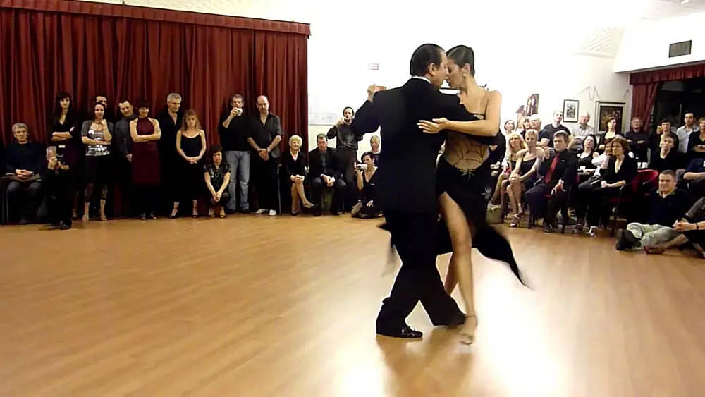 Video thumbnail for Miguel Angel Zotto y Daiana Guspero - Tango 1 -  U