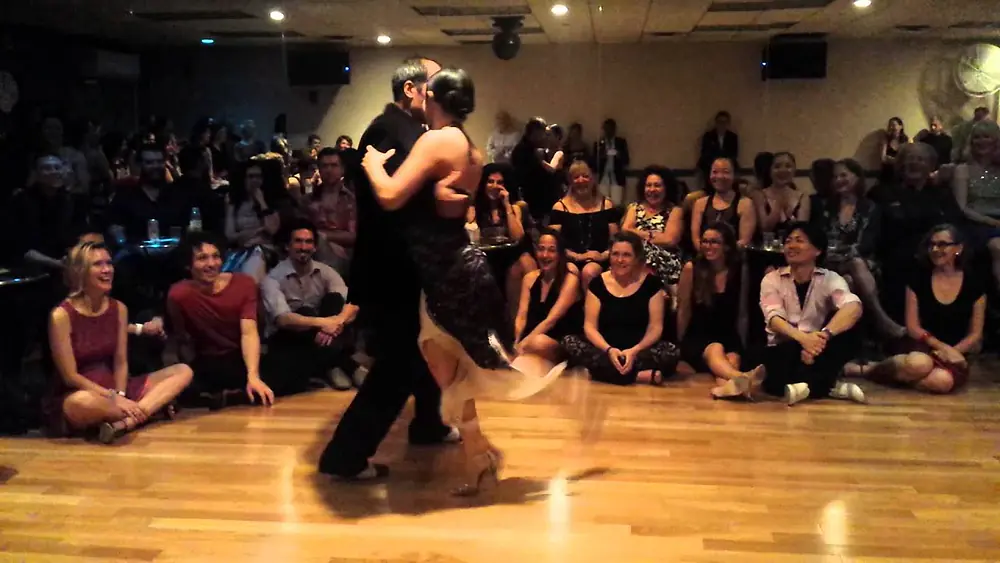 Video thumbnail for Argentine tango: Daniela Pucci & Luis Bianchi - La Espuela