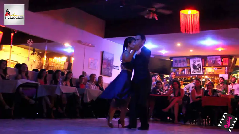 Video thumbnail for DAVID PALO y ANABELA BROGIOLI en el Tango Club Milonga (Milonga)