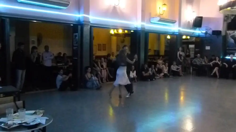 Video thumbnail for Tango - Damián Esell & Nancy Louzán (1.3)- 28.02.2014 Club Villa Malcom