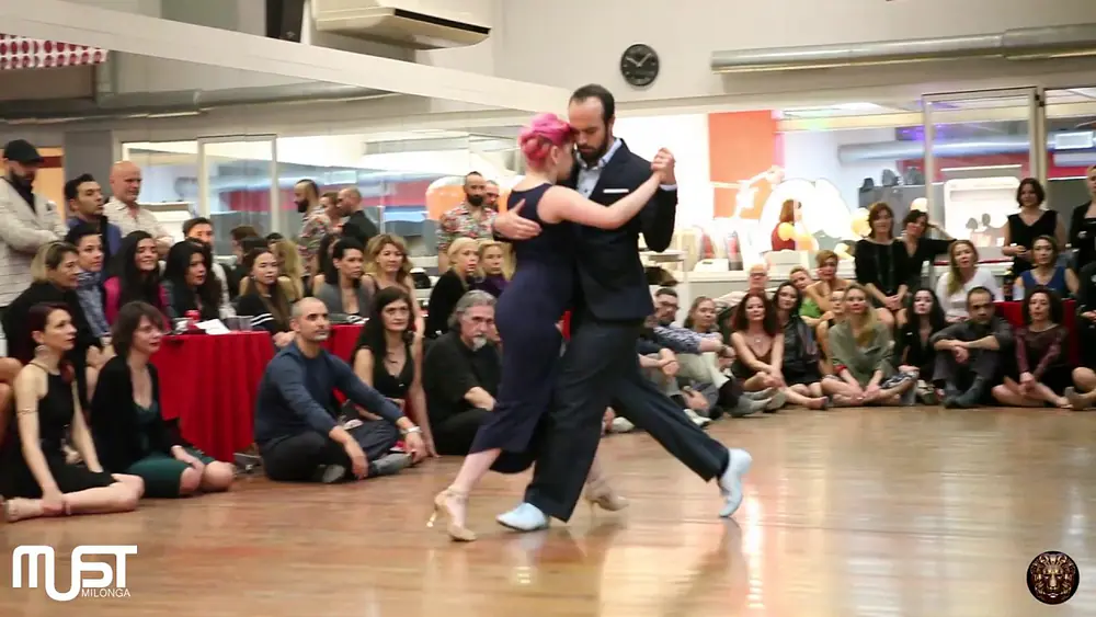 Video thumbnail for Show Pablo Rodriguez & Carolina Couto al MUST !!! Tango Di Sarli... Domenica 31 Marzo 2019