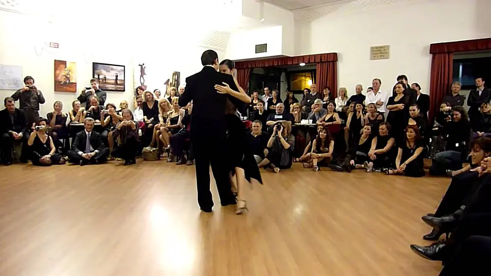 Video thumbnail for Miguel Angel Zotto y Daiana Guspero - Tango 2 -  Udine.mpg