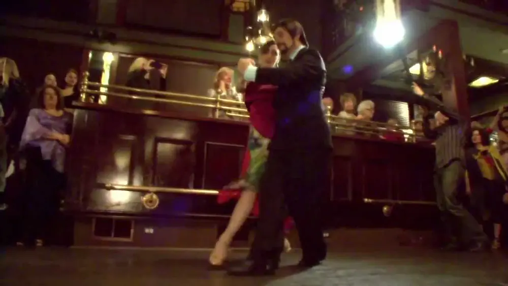 Video thumbnail for Gustavo and Jesica Hornos dancing tango.