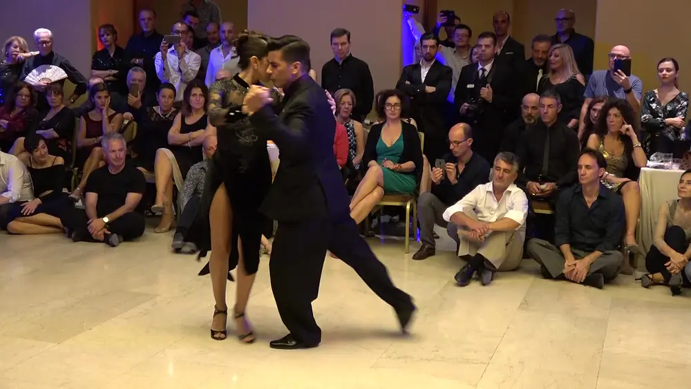Video thumbnail for Sebastian Achaval e Roxana Suarez - Bari International Tango Congress - 02.11.2018  1.3