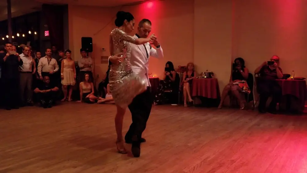 Video thumbnail for Argentine tango: Paula Duarte & Michael Nadtochi - Raza Criolla ( el Taita )