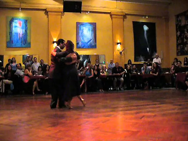 Video thumbnail for Facundo de la Cruz y Paola Sanz en Soho Tango 1