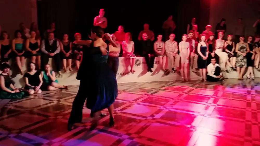 Video thumbnail for Marcelo Varela y Analia Vega - La Vida del Tango Festival 2018 (3/4)