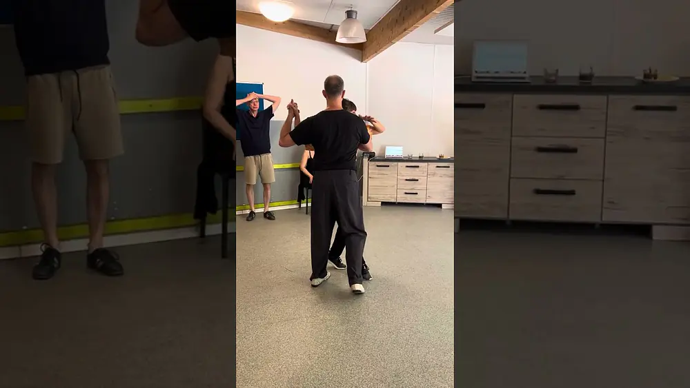 Video thumbnail for Tangoclass closed embrace Adeline Ireland & Rafael Busch @ Taboe Tangocamp 2023