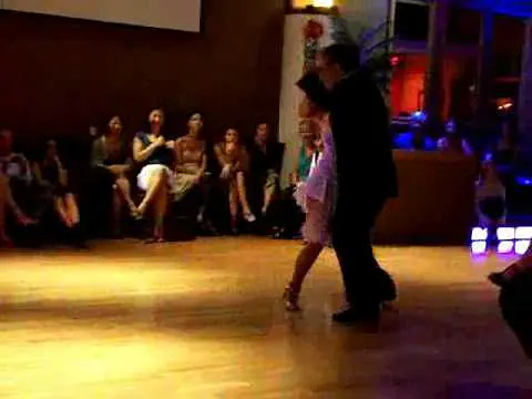 Video thumbnail for Jorge Torres & Lisette Perelle (milonga)