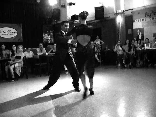 Video thumbnail for Jose Fernandez y Martina Waldman en Soho Tango 4