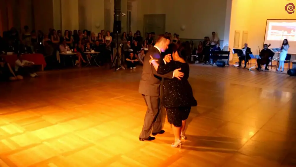 Video thumbnail for Graciela Gonzalez y Vladimir Khorev, 2015 White Nights tango festival