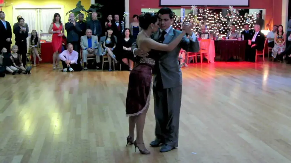 Video thumbnail for Roxana Suárez & Sebastián Achával at NTW 2012, 07-07-2012, 1/2