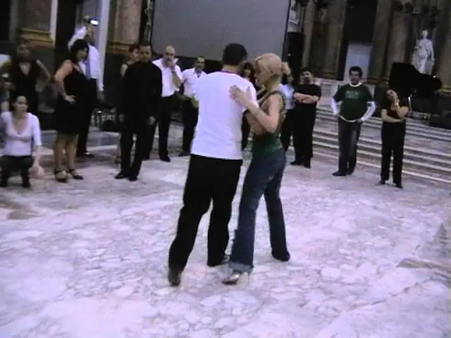 Video thumbnail for Tamara Bisceglia e Roberto Herrera a Genova Tango Festival - Italia 2007 (3)
