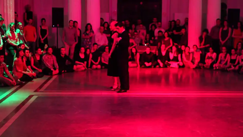 Video thumbnail for Ivan Terrazas y Sara Grdan @ Belgrade Tango Encuentro 2014 (4/4)