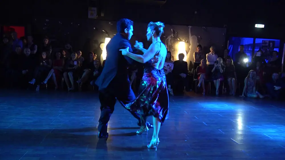 Video thumbnail for Sebastian Arce y Mariana Montes - Bari International Tango Congress - 03.11.2018  1.4