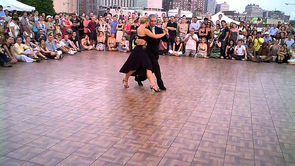 Video thumbnail for Argentine Tango: NYC Tango Festival: Jorge Torres & Sara Grdan - Pier 54 - Llore Por Los Dos