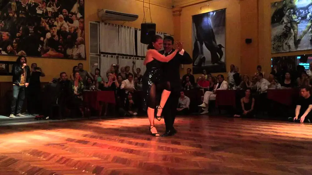 Video thumbnail for Julio Balmaceda & Corina de la Rosa - Tango to Sexteto Milongero 2 of 3