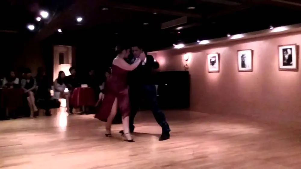 Video thumbnail for Carlos Estigarribia y Laura Sastria Taiwan 2015 4
