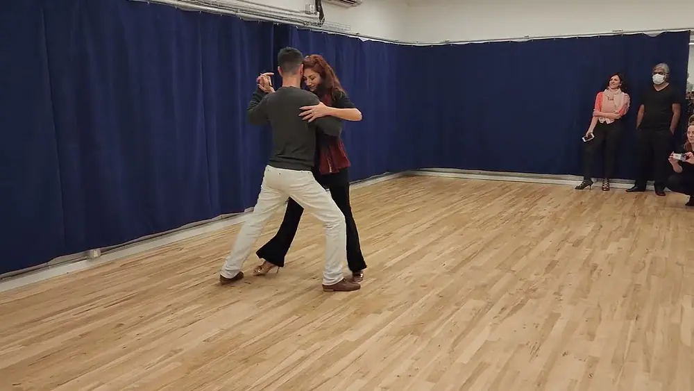Video thumbnail for Argentine tango workshop: Moira Castellano & Javier Rodriguez - Indio Manso