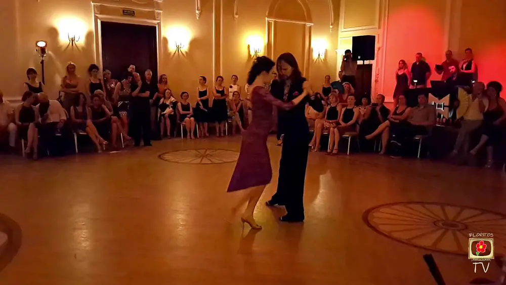 Video thumbnail for Joanna Szelegieniec, Szymon Nowak - Ricardo Tanturi - Alberto Castillo - Pocas Palabras 2/4