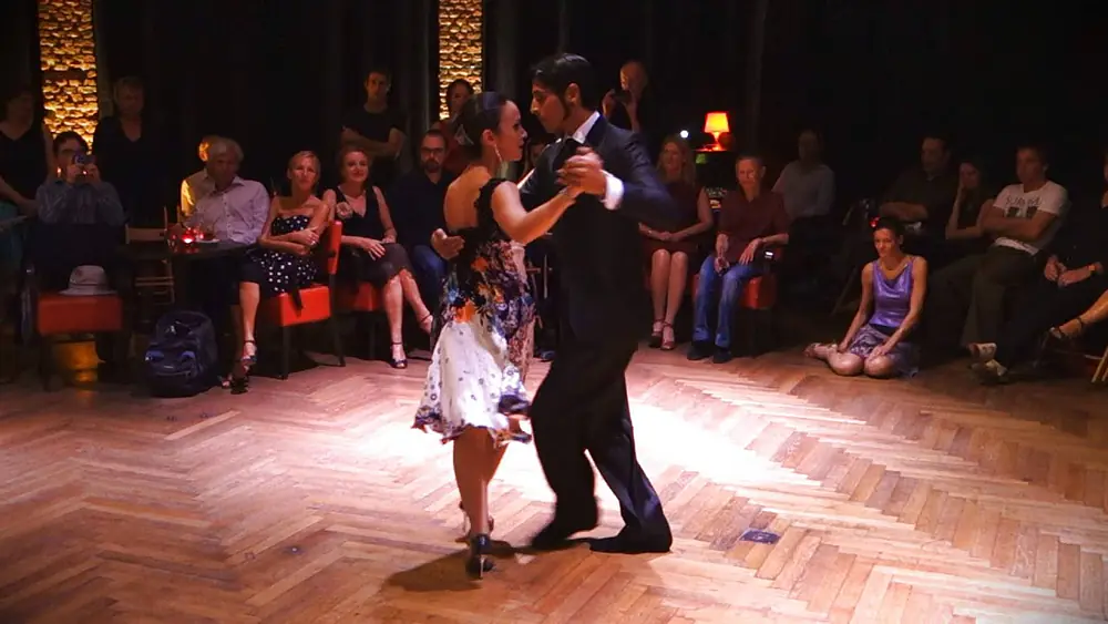 Video thumbnail for Tango: Celeste Rey y Sebastián Nieva, 2/11/2014, Milonga de Estar bien 3/4